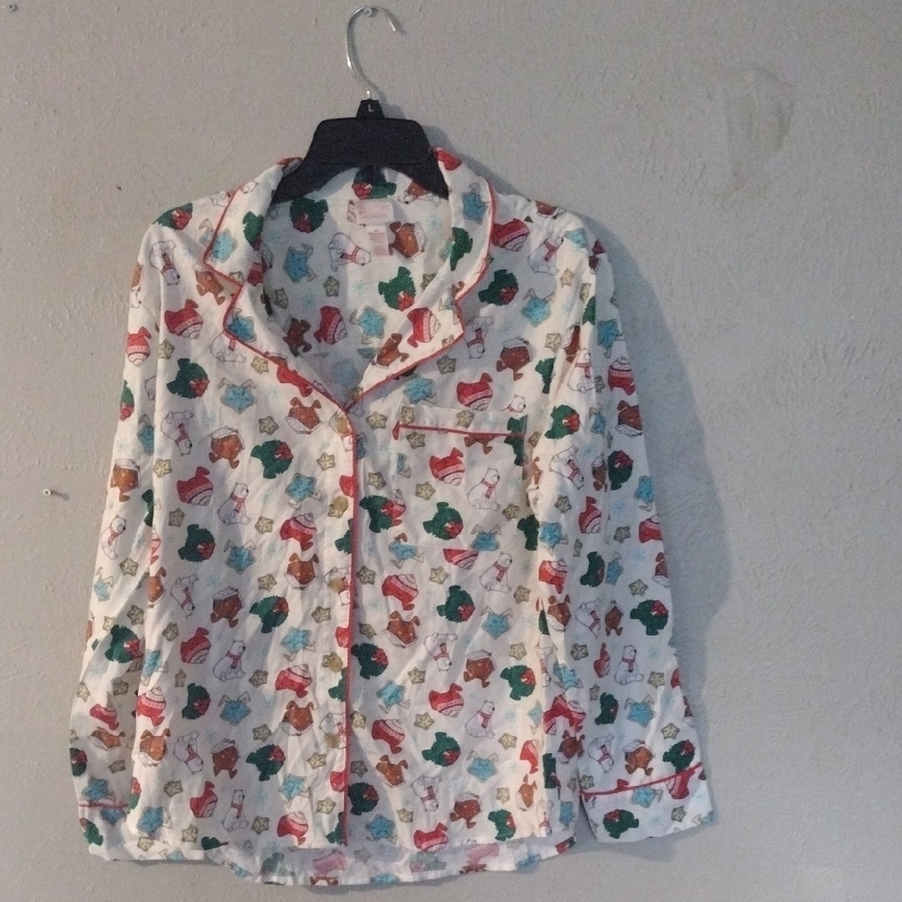 Wondershop Festive Holiday Pajama Top – Cozy Red, Green & White Print, Size M - Picture 4 of 6